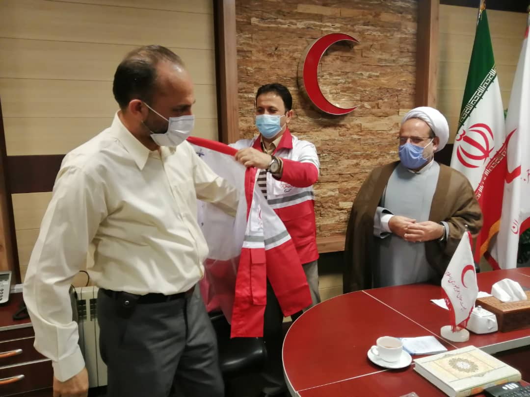 مدیرکل زندانهای استان گلستان داوطلب هلالاحمر شد